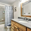 Отель 5BD Mountain Getawayhot Tub & Foosball, фото 9