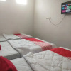 Отель OYO 93990 Guest House Maria, фото 12
