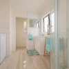 Отель Beach House on Hetherington - Whangamata Holiday Home, фото 1