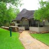 Отель Bush Bungalows At Sun City Resort, фото 3