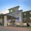 Отель Holiday Inn Express Hotel & Suites Magnolia-Lake Columbia, an IHG Hotel, фото 1