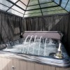 Отель Luxury Georgian City Retreat - Hot Tub - Patio, фото 18