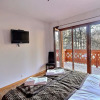 Отель Very nice 4.5 rooms at 100m from the cableway, фото 4