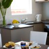 Отель Easystay Apartments Raglan Street, фото 2