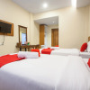 Отель RedDoorz Premium @ Jalan Cengkeh, фото 16