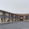 Отель Red Roof Inn & Suites Newport – Middletown, RI, фото 1