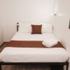 Отель St James Cosy Home - Best Value, фото 7