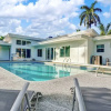Отель Gorgeous 5BR Home with Heated Pool, фото 22