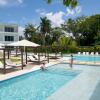 Отель Outstanding 1 Bedroom Apartment Ocean View D, фото 7