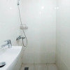Отель Modern Look And Comfortable Studio Barsa City Apartment, фото 11