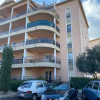 Отель Superbe appartement avec parking privé, proche commerces et mer, фото 1