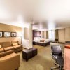Отель Comfort Suites Grand Prairie - Arlington North, фото 20