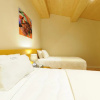 Отель Naya - Downtown Guesthouse, фото 2