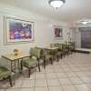 Отель La Quinta Inn by Wyndham Omaha West, фото 10