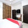 Отель OYO 13431 Hotel Royal Blue, фото 7