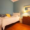 Отель Ericeira Chill Hill Hostel & Private Rooms - Peach Garden, фото 3