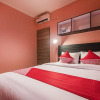 Отель OYO 1491 Sandang Residence Near RS Patria IKKT, фото 7