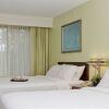 Отель SpringHill Suites Sarasota Bradenton, фото 4