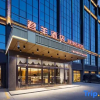 Отель Junyang Hotel (Aksu Railway Station Old Street Night Market), фото 1
