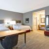 Отель Hampton Inn & Suites by Hilton Grande Prairie, фото 7