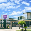 Отель Executive Inn and Kitchenette Suites, фото 1