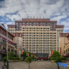 Отель Yiqing Holiday Hotel, фото 1