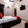 Отель Oyo 33479 Hotel Double Tree Deluxe, фото 3