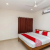 Отель Oyo 28622 Omr Stays, фото 1