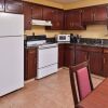 Отель Douglas Inn And Suites, фото 24