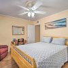 Отель El Paso Home w/ BBQ Grill - 4 Mi to Sunland Park!, фото 4