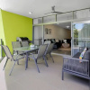 Отель Pool View City Centre Apartment 202, фото 9