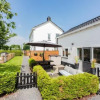 Отель Beautifully situated holiday home just outside Oostkapelle, фото 2
