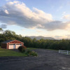 Отель Tentrr â Hidden Hoosic Riverside Camp, фото 1