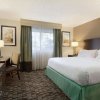 Отель Embassy Suites by Hilton Jacksonville Baymeadows в Джексонвиле
