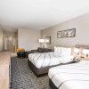 Отель La Quinta Inn & Suites by Wyndham Montgomery в Маунт-Мегс