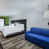Отель Holiday Inn Express & Suites Port Lavaca, an IHG Hotel, фото 3