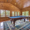 Отель Gatlinburg Majesty 4 Bedroom Home with Hot Tub, фото 13