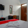 Отель RedDoorz Syariah near Alun Alun Balai Kota Tegal, фото 4