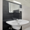 Отель OYO 44 SilverKey Madhapur, фото 32