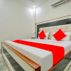 Отель OYO Flagship 807871 Hotel The Kings Inn, фото 2
