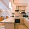 Отель Regatta Living II With Breakfast Included - 304, фото 16