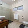 Отель Lovely 5BR house walk to train and shops, фото 8