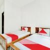 Отель OYO 3156 Hotel Warta Dua, фото 18