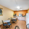 Отель Econo Lodge Inn & Suites I-20, exit 73, фото 13