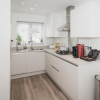 Отель The Bracknell House Modern and Outstanding 3 Bedroom, фото 2