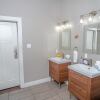 Отель Southtown Classic 3BR/2BA mins from Downtown, фото 10