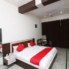Отель OYO 24879 Royal Taj Home Stay, фото 5