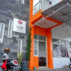 Отель KoolKost near Sindu Kusuma Edupark 2 - Minimum Stay 30 Nights, фото 1