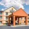 Отель Comfort Inn & Suites near Tinley Park Amphitheater, фото 8