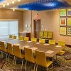 Отель Holiday Inn Express & Suites Detroit North - Roseville, an IHG Hotel, фото 5